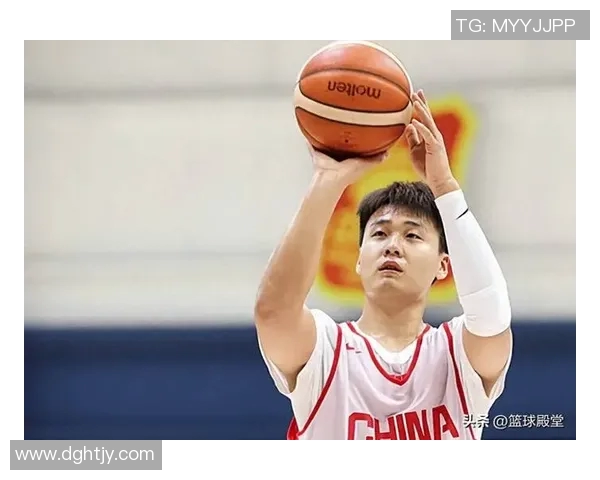 赵睿领衔中国男篮新一代崛起之路展现青春力量与拼搏精神 赵睿领衔中国男篮新一代崛起之路展现青春力量与拼搏精神