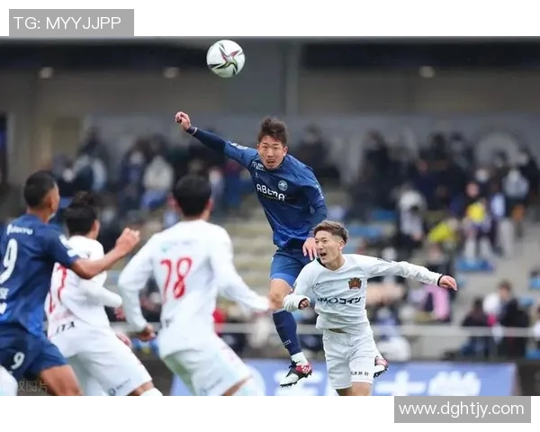 般田喜悦迎战东京绿茵全力争胜展现足球激情与团队精神 般田喜悦迎战东京绿茵全力争胜展现足球激情与团队精神