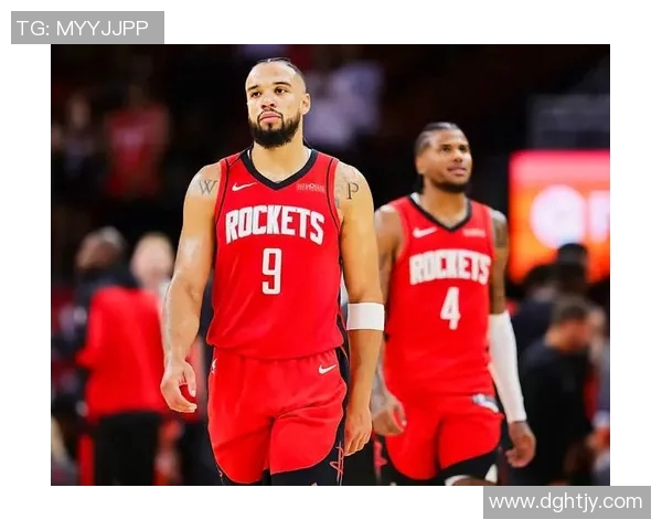 火箭队与奇才队激战正酣比分直播全程跟踪与精彩瞬间回顾 火箭队与奇才队激战正酣比分直播全程跟踪与精彩瞬间回顾