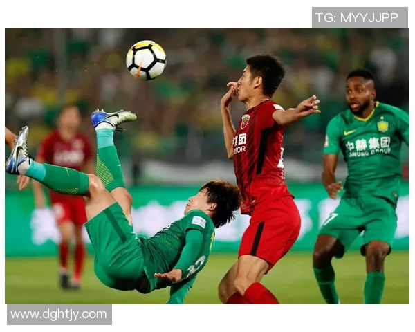 国安与上港激战回顾精彩瞬间尽在比赛集锦中 国安与上港激战回顾精彩瞬间尽在比赛集锦中